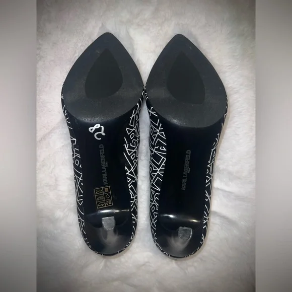 Karl Lagerfeld Royale Pointed Toe Pump - Picture 10 of 11